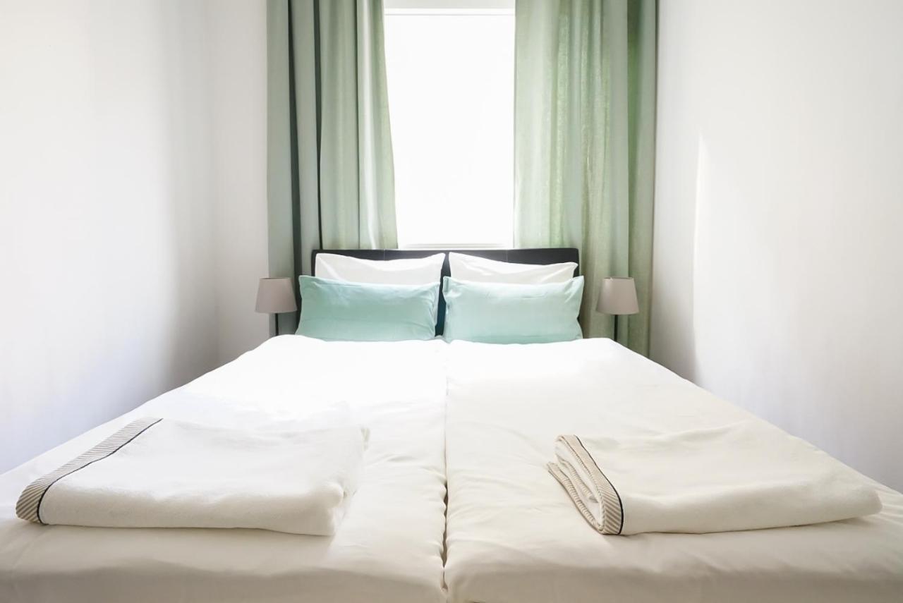 Wonderful Big Apartment Near Yppen Market Wien Exterior foto